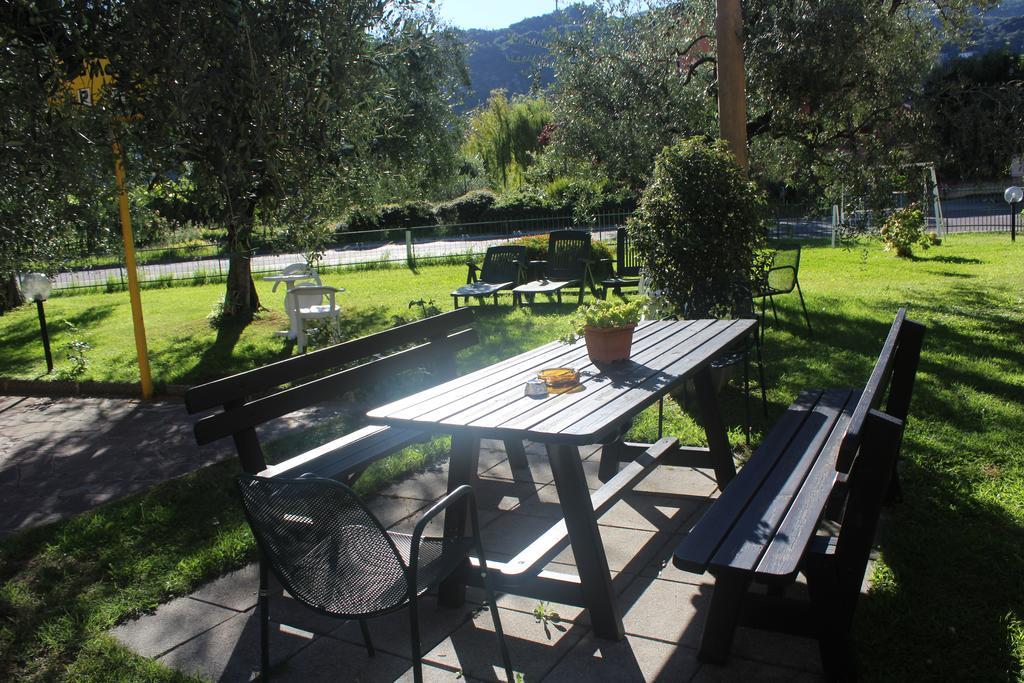 Villa Marina Torbole Sul Garda Exteriör bild