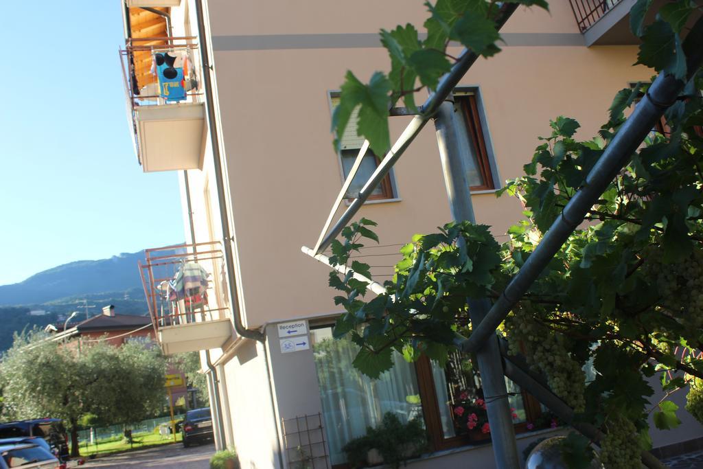 Villa Marina Torbole Sul Garda Exteriör bild